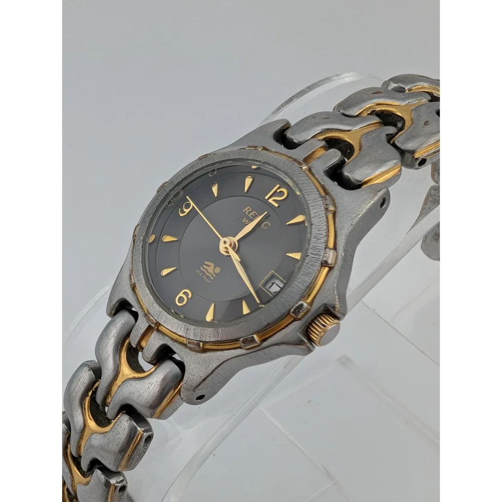 Relic Wet Watch Women‎ 26mm Case 5.75